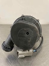 Load image into Gallery viewer, AIR INJECTION PUMP SMOG Volvo 960 1995 95 1996 96 1997 97 - NW8306