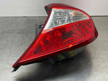 Load image into Gallery viewer, OUTER TAIL LIGHT LAMP Hyundai Accent 12 13 14 15 16 17 Right - NW453577