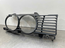 Load image into Gallery viewer, Grille BMW 535I 1989 - NW98216