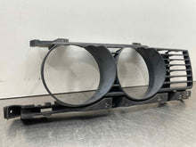 Load image into Gallery viewer, Grille BMW 535I 1989 - NW98216