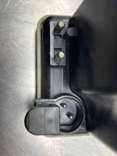 Load image into Gallery viewer, Vacuum Pump MERCEDES 190 1987 - NW189243