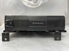 Load image into Gallery viewer, CD CHANGER C230 C280 C43 E300D E320 94 95 96 97 98 99 - NW139076