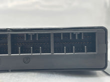 Load image into Gallery viewer, ECU ECM COMPUTER Kia Sedona 2002 02 - NW60729