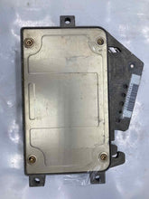 Load image into Gallery viewer, ABS COMPUTER SAAB 9000 1992 AND 1995 AUTO - NW37568