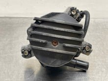 Load image into Gallery viewer, AIR INJECTION PUMP SMOG Cayenne 2003 03 2004 04 2005 05 2006 06 Right - NW8249