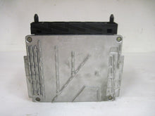 Load image into Gallery viewer, ECU ECM COMPUTER Volvo S60 V70 S70 2001 01 - 442236