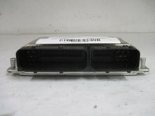 Load image into Gallery viewer, ECU ECM COMPUTER Passat 2003 03 6 cyl - 451306