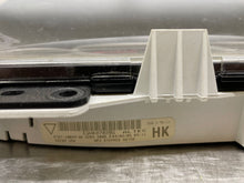 Load image into Gallery viewer, SPEEDOMETER CLUSTER Mazda Tribute 2005 05 2006 06 - NW160948