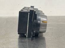 Load image into Gallery viewer, Temp Climate AC Heater Control Nissan Altima 2005 05 2006 06 - NW100044