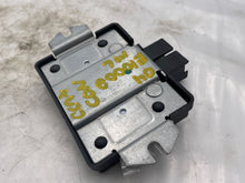 Load image into Gallery viewer, TRANSFER CASE CONTROL COMPUTER ML320 ML430 98 99 - 05 - NW35236