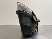 Load image into Gallery viewer, Headlight Lamp Assembly RIO 5 2003 - NW103046