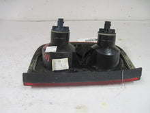 Load image into Gallery viewer, TAIL LIGHT LAMP ASSEMBLY Freelander 2002 02 2003 03 Right - 474946