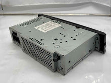 Load image into Gallery viewer, Radio Jaguar XJ8 2004 04 2005 05 2006 06 2007 07 AM FM CD - NW137938