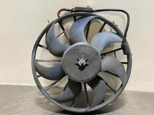 Load image into Gallery viewer, RADIATOR FAN ASSEMBLY 630CSI L6 M5 M6 68 - 88 - NW63752
