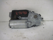 Load image into Gallery viewer, ROOF MOTOR Jaguar X Type 200 202 - 479836