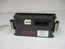 Load image into Gallery viewer, Temp Climate AC Heater Control Land Rover Discovery 1999 99 2000 00 01 02 03 - 481051
