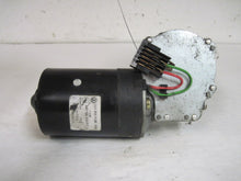 Load image into Gallery viewer, WIPER MOTOR Beetle Eurovan 2003 03 04 05 06 07 08 09 10 - 481124