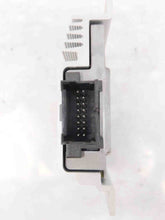 Load image into Gallery viewer, TRANSFER CASE CONTROL COMPUTER ML320 ML430 98 99 - 05 - NW35263