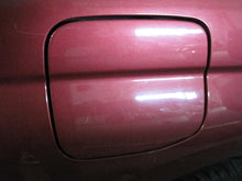 Load image into Gallery viewer, Fuel Filler Door Subaru Forester 2003 03 - 481581