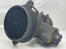 Load image into Gallery viewer, Mass Air Flow Sensor Meter MAF C220 C250D C280 C36 E300d E320 94-96 - NW5333
