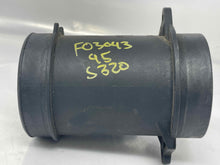 Load image into Gallery viewer, Mass Air Flow Sensor Meter MAF C220 C250D C280 C36 E300d E320 94-96 - NW5333