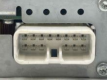 Load image into Gallery viewer, RADIO AMPLIFIER Toyota Highlander 2006 06 2007 07 - NW140005