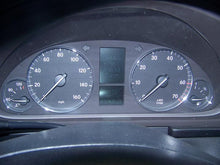 Load image into Gallery viewer, SPEEDOMETER CLUSTER Mercedes C320 C240 2003 03 2004 04 2005 05 - NW160998