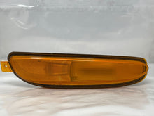 Load image into Gallery viewer, PARKLAMP 300M 1999 99 2000 00 2001 01 2002 02 03 04 Right - NW81370