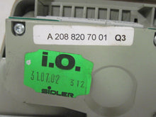 Load image into Gallery viewer, Console Mercedes-Benz E320 2003 03 - 504582