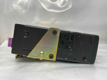 Load image into Gallery viewer, CD CHANGER BMW 323i 528i M3 X5 99 00 01 02 03 04 - NW136407