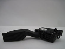 Load image into Gallery viewer, ELECTRONIC PEDAL ASSEMBLY Nissan Maxima 2005 05 - 507826