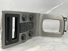 Load image into Gallery viewer, Radio Volvo C30 V40 S40 04 05 06 07 - NW140277