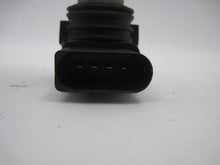 Load image into Gallery viewer, IGNITION COIL Phaeton Passat 2002 02 2003 03 2004 04 - 510096