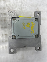 Load image into Gallery viewer, AIR BAG COMPUTER QX4 Pathfinder 1998 98 1999 99 - NW31722