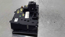 Load image into Gallery viewer, TEMPERATURE CONTROLS Volvo S80 2006 06 - NW101705