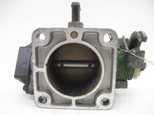 Load image into Gallery viewer, THROTTLE BODY Elantra Tiburon 96 97 98 99 00 01 Manual - 525373