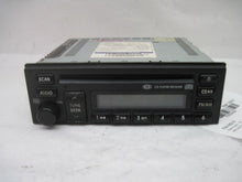 Load image into Gallery viewer, RADIO Kia Sorento 2003 03 2004 04 2005 05 2006 06 - 534008