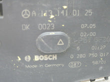 Load image into Gallery viewer, THROTTLE BODY Mercedes R350 R500 E350 C250 ML350 S400 2006 06 07 08 09 10 11 - 534712