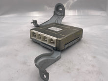 Load image into Gallery viewer, NETWORK CONTROL MODULE COMPUTER Highlander 2006 06 2007 07 - NW38538