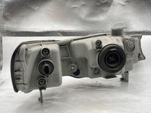 Load image into Gallery viewer, HEADLIGHT LAMP ASSEMBLY Honda Odyssey 99 00 01 02 03 04 Left - NW102962