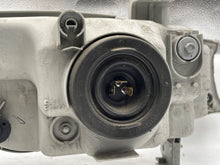 Load image into Gallery viewer, HEADLIGHT LAMP ASSEMBLY Honda Odyssey 99 00 01 02 03 04 Left - NW102962