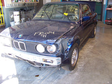 Load image into Gallery viewer, GRILL BMW 318i 325e 325i M3 84 85 86 87 88 89 - 93 - NW98110