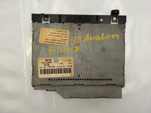 Load image into Gallery viewer, Radio Toyota Avalon 1995 95 1996 96 1997 97 - NW139823