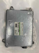 Load image into Gallery viewer, BODY CONTROL MODULE BCM COMPUTER Vanden Pl XJ8 XJ8L XJR 05-07 - NW33176