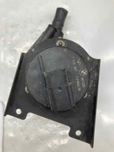 Load image into Gallery viewer, AIR INJECTION PUMP SMOG BMW Z3 97 98 99 00 - NW8105