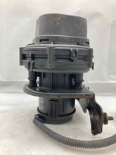 Load image into Gallery viewer, AIR INJECTION PUMP SMOG Volvo 960 1995 95 1996 96 1997 97 - NW8309