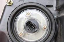 Load image into Gallery viewer, HEADLIGHT LAMP ASSEMBLY Jeep Grand Cherokee 99 00 01 02 Right - 551940
