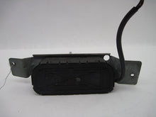 Load image into Gallery viewer, HEADLIGHT WIPER MOTOR Volvo Xc70 2002 02 - 556886