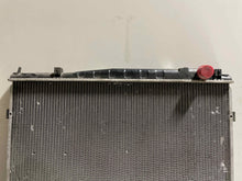Load image into Gallery viewer, RADIATOR Infiniti M45 Q45 2002 02 2003 03 04 Auto - NW132119