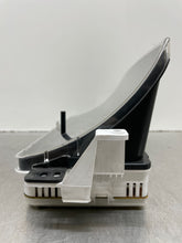 Load image into Gallery viewer, SPEEDOMETER CLUSTER SLX Isuzu Trooper 1998 98 1999 99 - NW160534